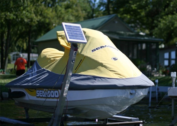 12v PWC boat lift solar charging kits
